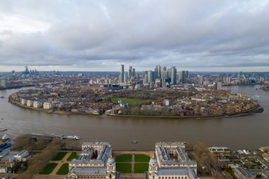 Cutty Sark ve Isle of Dogs ile Greenwich bölgesi hava manzarası.