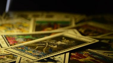 Ölüm ve şeytan tarot kartı