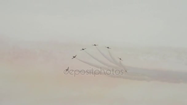 军用飞机空中表演 — 图库视频影像