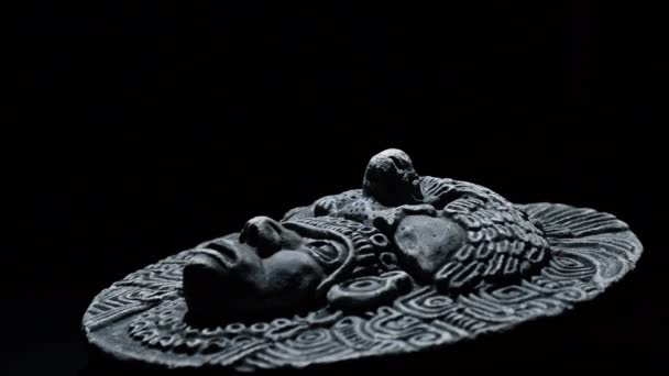 Rosto da arte antiga sul-americana azteca, inca, olmeca — Vídeo de Stock