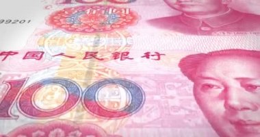 Ekranda, nakit para, haddeleme Çince yüz renminbi banknotlar döngü