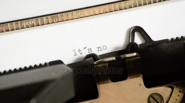 Bu eski bir el ile daktilolu bir roket bilimi değil ifade yazarak