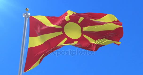 Republiek Macedonië Vlag Zwaaien Wind Het Langzaam Blauwe Hemel Lus — Stockvideo