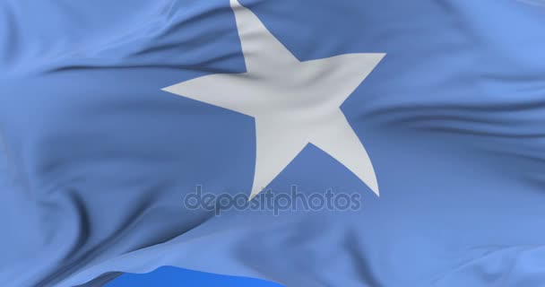 Bandera Somalia Ondeando Viento Lentamente Cielo Azul Bucle — Vídeo de stock