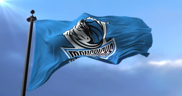 Dallas Mavericks Nba Basketballteam Schwenkt Flagge Schleife — Stockvideo