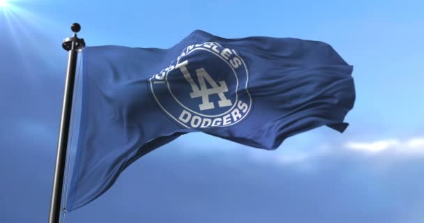 Flagga För Los Angeles Dodgers Amerikansk Professionell Baseball Team Slinga — Stockvideo