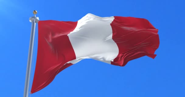 Bandera Perú Ondeando Viento Con Cielo Azul Lento Bucle — Vídeo de stock