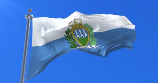 Флаг Сан Марино Медленно Машущий Ветром Голубым Небом Петля — стоковое видео