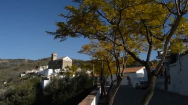 Main street, Benaque, İspanyol şair, Salvador Rueda yerli kasabası