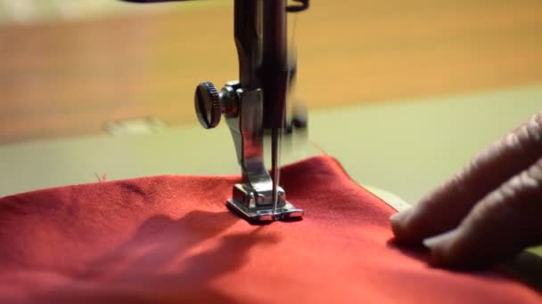 针在缝纫机针织织品 — 图库视频影像