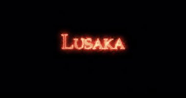 Lusaka ateşle yazılmış. Döngü