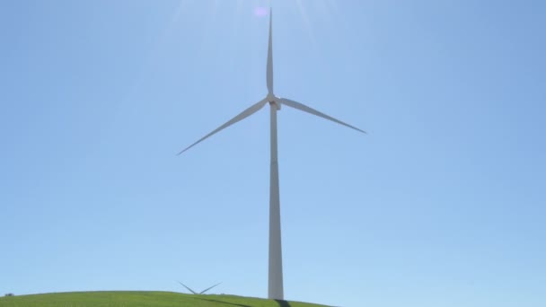 Windturbine Van Hernieuwbare Energie Bewegende Messen — Stockvideo