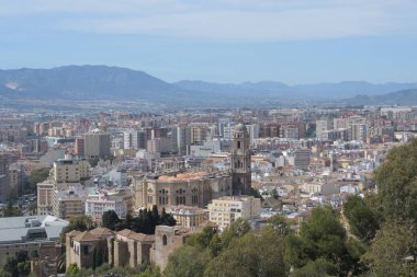 Malaga Katedrali ve Malaga şehrinin manzarası Gibralfaro, İspanya