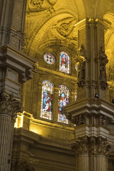 Finestre Vetrate Grandi Pilastri All Interno Della Cattedrale Malaga Spagna — Foto Stock