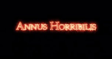 Annus Horribilis ateşle yazılmış. Döngü