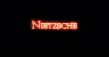 Nietzsche ateşle yazıldı. Döngü