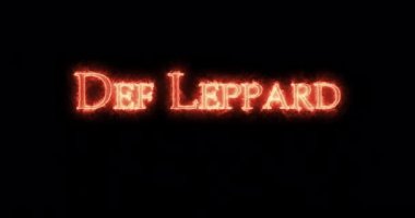 Def Leppard ateşle yazılmış. Döngü