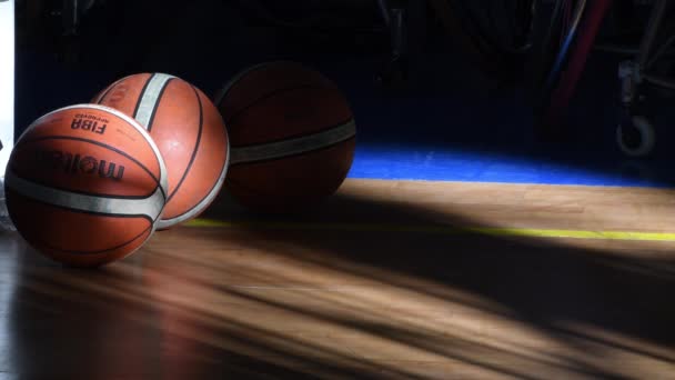 Palloni Basket Campo Durante Una Partita — Video Stock