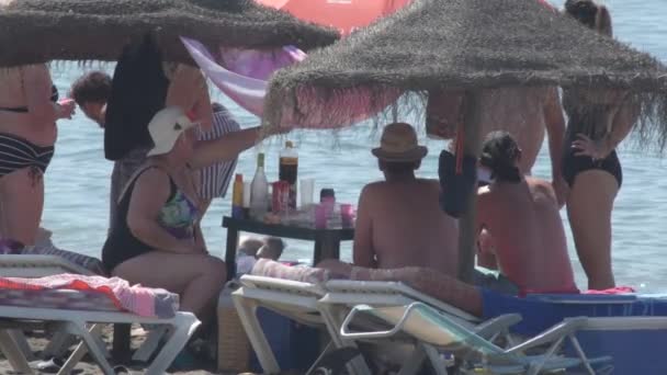 Gente Spiaggia Una Mattina Estate — Video Stock