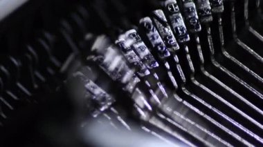 Kılavuz qwerty daktilonun eski yazım hatası tuşları