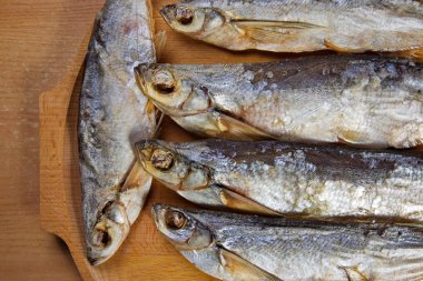 Kurutulmuş sabrefish. masada.