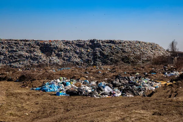 Açık Hava Belediye Çöplüğü Çöp Boşaltımı Ekolojik Sorunlar — Stok fotoğraf