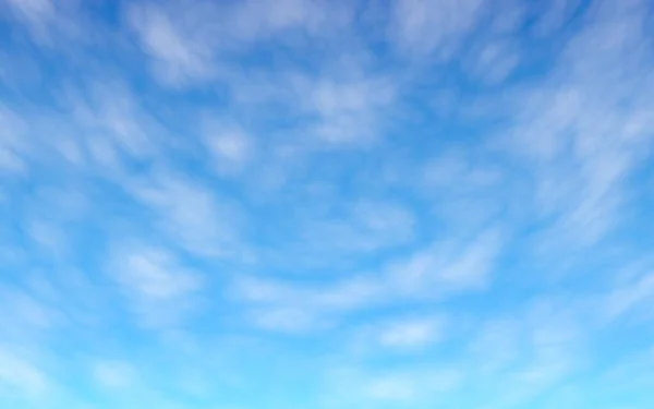 Синій Фон Неба Білими Хмарами Кумули Білі Хмари Ясному Блакитному — стокове фото