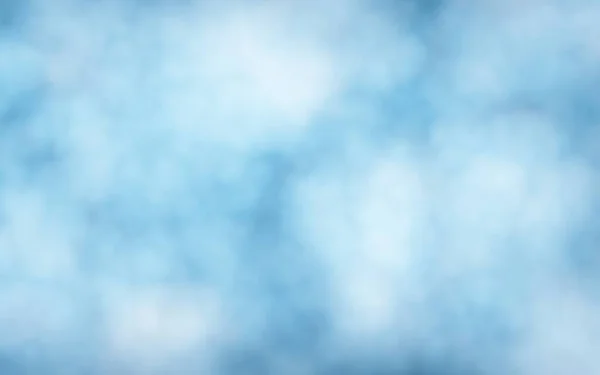 背景的抽象白色烟雾隔离在蓝色的背景 白雾的墙 — 图库照片
