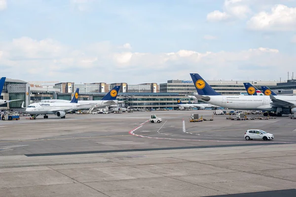 2019 Frankfurts Flygplats Tyskland Flygplansflottan Vid Lufthansas Flygplats Som Drivs — Stockfoto