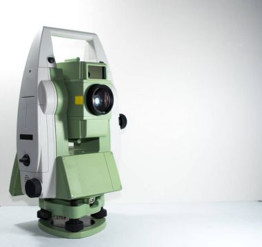 Toprak arazi için elektronik teodolit