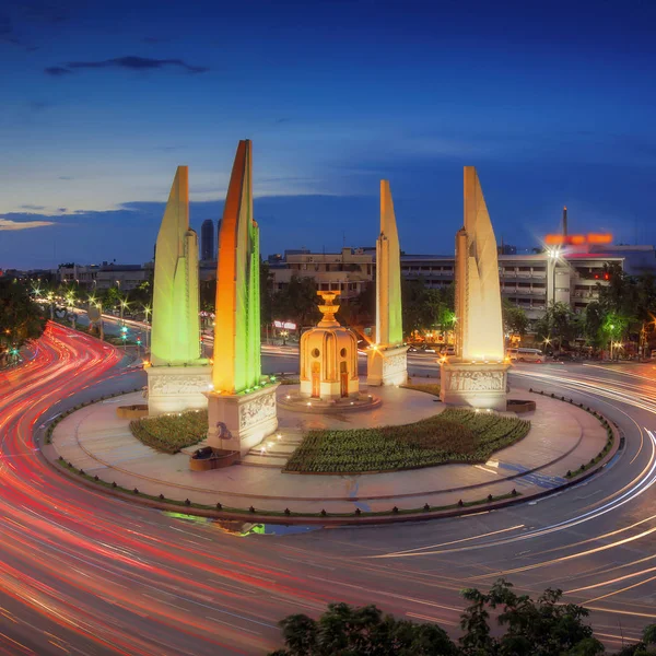 Monumento da democracia em Bangkok — Fotografia de Stock