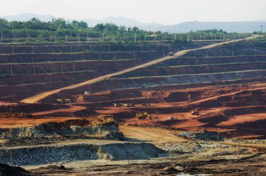 Mae Moh işleme büyük makinaları