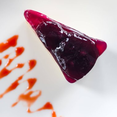 Tabakta yabanmersinli cheesecake