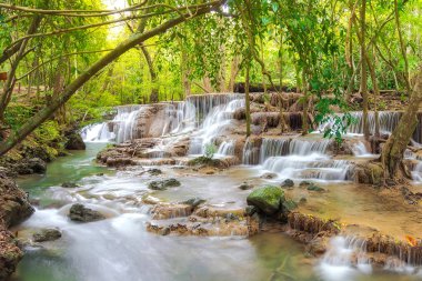 Huai Mae Kamin şelale peyzaj