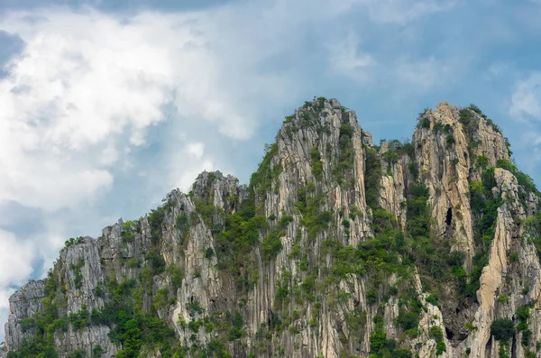 Berg khao nor-khao kaeo — Stockfoto