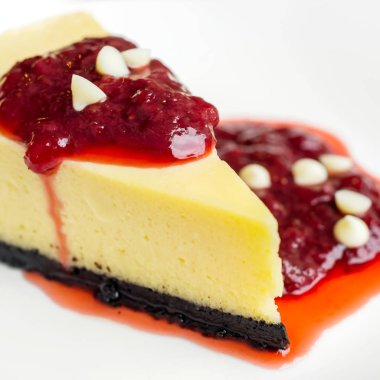 beyaz çikolatalı cheesecake