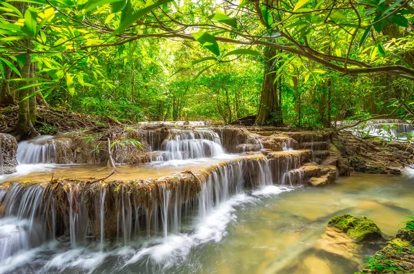Landscape of Huai Mae Kamin waterfall — Stock Photo, Image