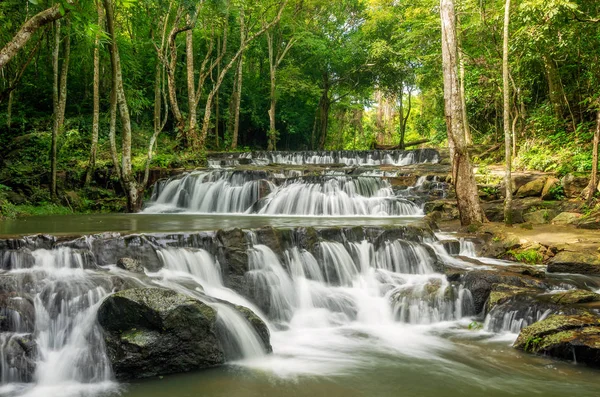 Sam lan Wasserfall — Stockfoto