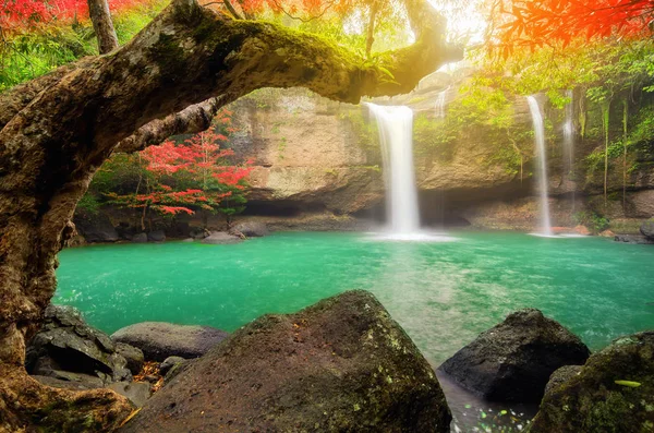 Heo Suwat Waterfall — Stock Photo, Image