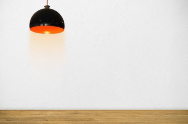 Duvar Tavan lamba ile aydınlatılmış