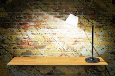 ahşap kitaplık lamba 