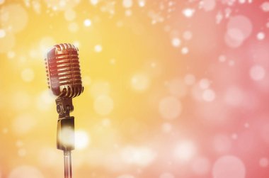 Gümüş Antika mikrofon  