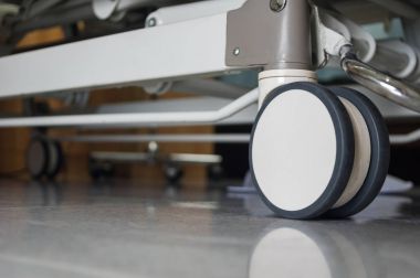 hastane yatak tekerlekler