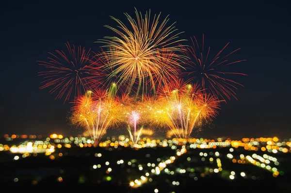 Belo fogo de artifício para celebração — Fotografia de Stock