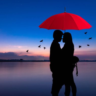 Siluetleri Romantik Çift