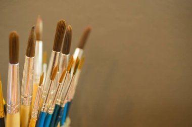 Yeni Boya fırçaları