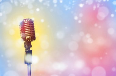 Gümüş Antika mikrofon