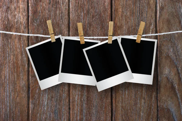 Boş fotoğraf kağıtları