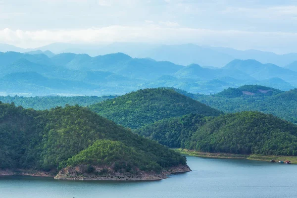 Landscape Srinakarin Dam. — Stock Photo, Image