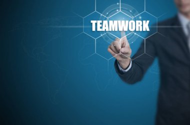 İş kavramı, işadamı düğmesine basarak.